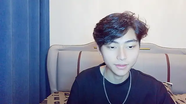 XX-XIUXIU online show from March 18, 12:52 pm