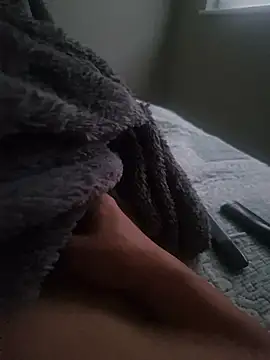 nezinau34 online show from July 24, 3:04 am