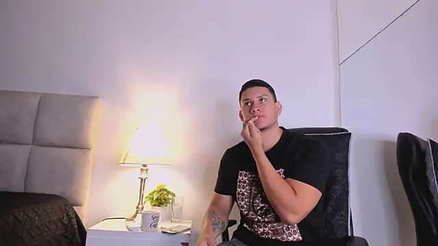 Chriss Diamond online show from July 9, 8:45 pm