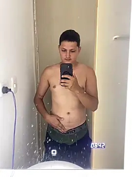 stuar999-salvador online show from April 7, 5:02 pm