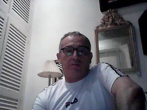 lalas1818 online show from July 27, 11:23 pm