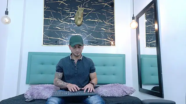 PowerLustX online show from June 19, 3:34 am