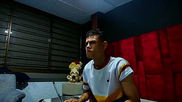 RomeoBoselli   online show from June 26, 1:42 am