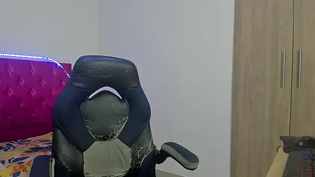 skinny sam online show from May 22, 4:39 am