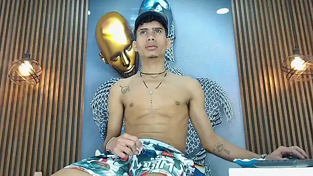Skinny cute Alyer online show from May 1, 2:04 am