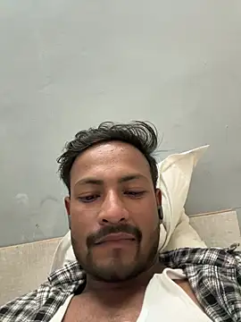 newdelhiBOY  online show from April 17, 7:44 am