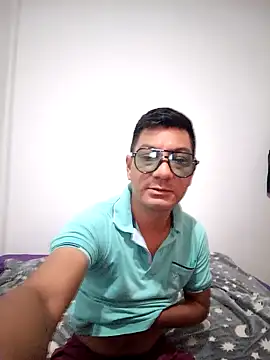 Piruchin2006 online show from April 10, 8:43 am