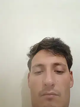 welltommy2001 online show from July 5, 4:19 am