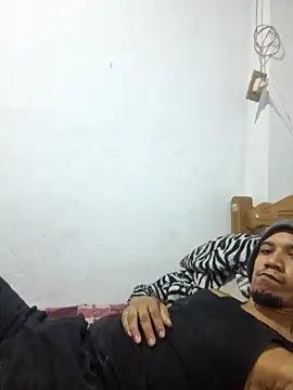 xedgrex online show from April 19, 2:00 am