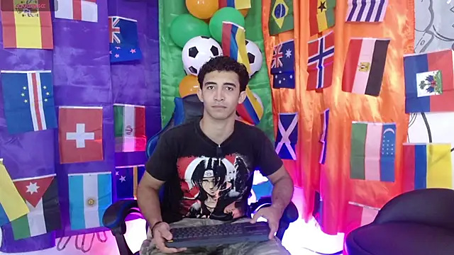 caius bigcock1 online show from June 28, 12:33 pm