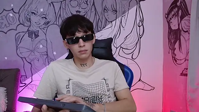 marco 777  online show from April 22, 8:02 pm