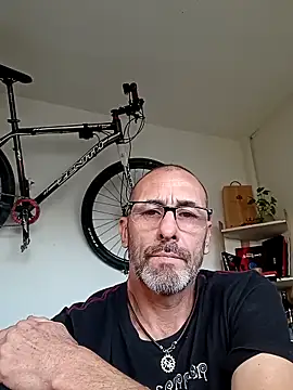 tarko  online show from April 21, 8:15 pm