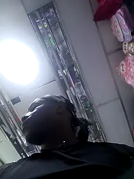 Hector-black online show from May 5, 3:35 pm