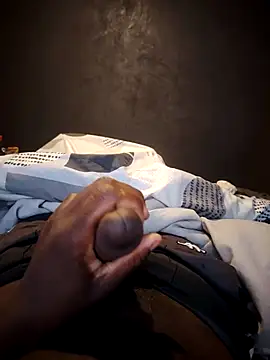 Longdick244 online show from May 1, 9:56 am
