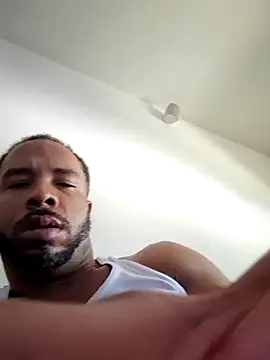 yoursexydaddy8181 online show from July 27, 4:25 pm