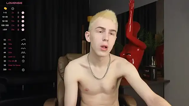 Tommy CrashXXX online show from May 28, 4:05 pm