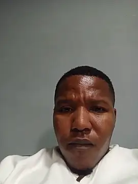 Ndu4U2 online show from May 17, 2:24 pm