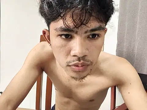 urBunnyboi online show from June 25, 3:28 pm