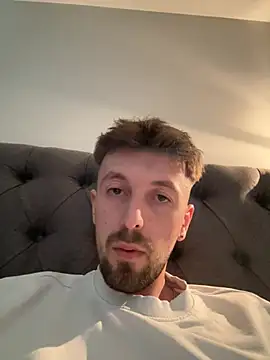 boyfriends24h online show from June 1, 4:57 am