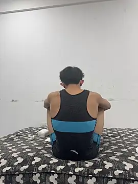 Mrwangjjkk online show from May 30, 12:49 pm