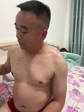 MRhuang007 online show from June 8, 6:20 pm