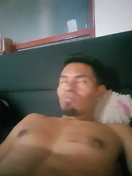 Dominic 24 online show from May 21, 10:36 pm