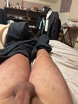 Snapshot of youngdick2113 chatting on June 6, 10:16 pm youngdick2113 online show from June 6, 10:16 pm