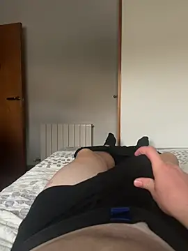 pabliito00 online show from August 1, 5:12 pm