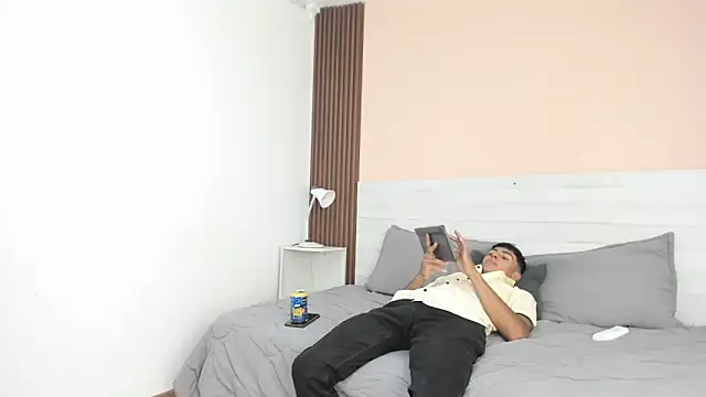 Bruno fox online show from July 22, 8:23 pm
