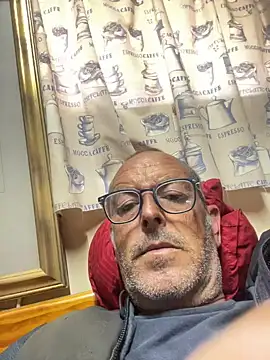 GeldenKuy online show from August 7, 1:07 pm