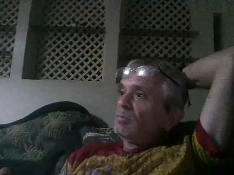 momba772 online show from August 2, 10:19 pm