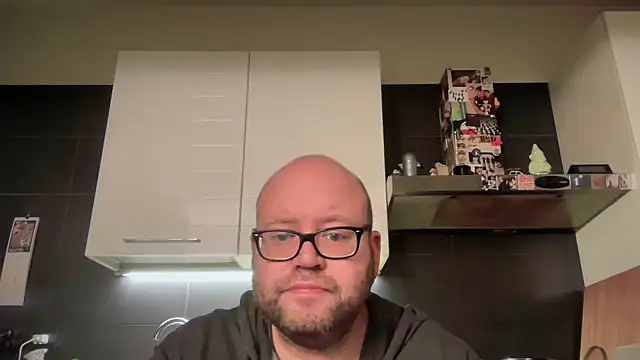 theitalianbear online show from November 27, 5:11 am