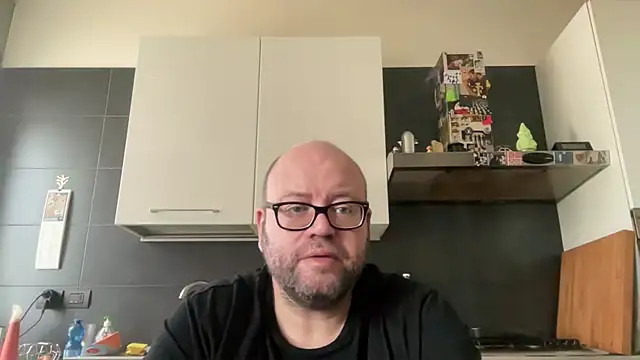 theitalianbear online show from November 2, 8:51 am