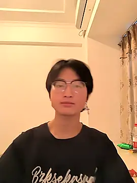 WAngBen  online show from August 2, 11:52 am