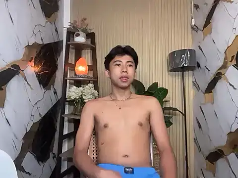 fuckboy reyx online show from August 8, 7:32 pm