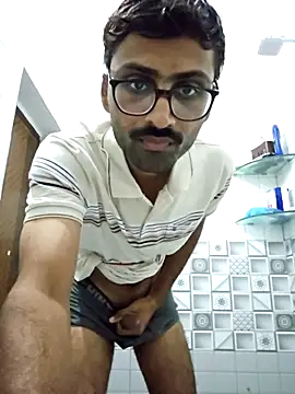 Snapshot of krishna8035 chatting on October 24, 5:25 pm krishna8035 online show from October 24, 5:25 pm