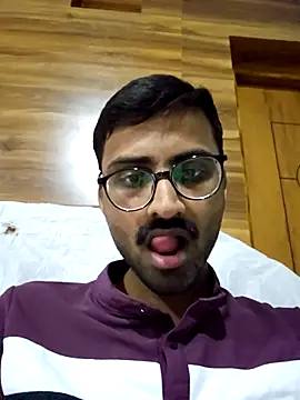 Snapshot of krishna8035 chatting on March 3, 2:10 pm krishna8035 online show from March 3, 2:10 pm