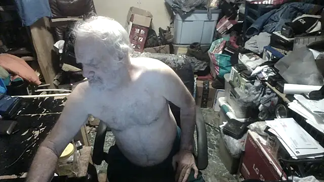 russtee online show from September 30, 7:06 pm