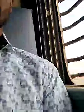 ThethunderPo online show from November 13, 5:56 am