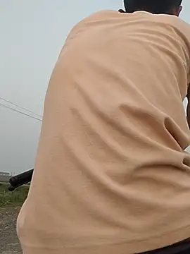 ThethunderPo online show from April 18, 12:06 pm