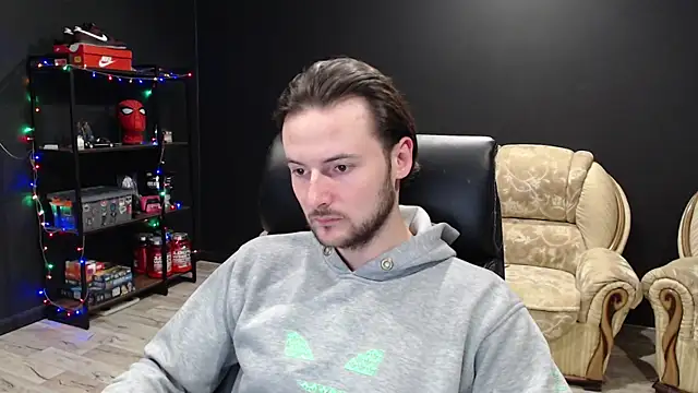 MihasikD online show from December 21, 1:32 pm