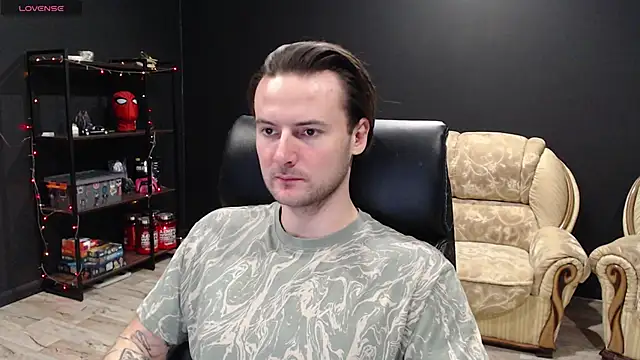 MihasikD online show from December 30, 1:47 pm