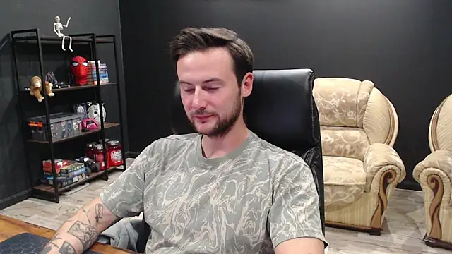 MihasikD online show from October 3, 3:39 pm