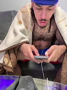 BigWayneBabyXXX online show from March 2, 1:07 pm