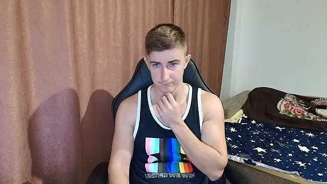 Todhorny9873 online show from January 9, 5:44 am