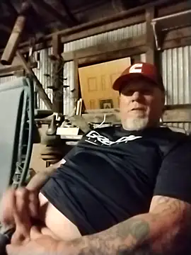 Reddog833 online show from February 28, 8:35 am