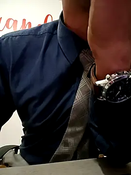 Snapshot of Business_dickkk chatting on October 7, 7:51 pm Business dickkk online show from October 7, 7:51 pm