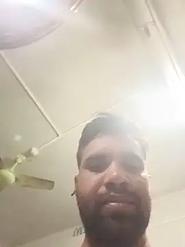Dogol1990 online show from May 18, 6:01 pm