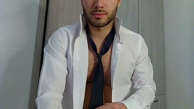 Justynn1 online show from February 24, 6:27 am