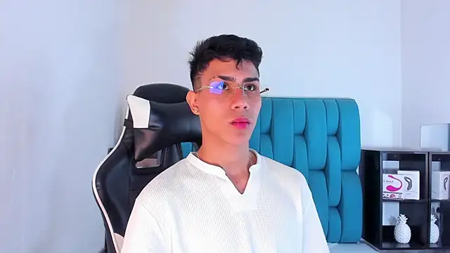 AlanNaughty online show from February 12, 4:01 am